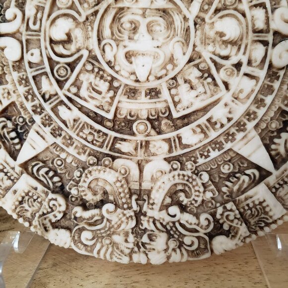 Vintage Hand Carved Aztec Mayan Sun Stone Calendar Round Wall Plaque Mexicana - Picture 8 of 15